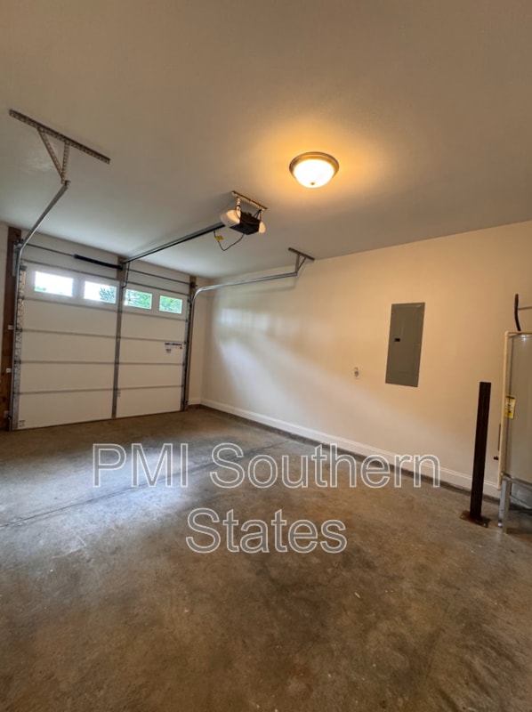 Building Photo - 313 Clarus Crk Wy