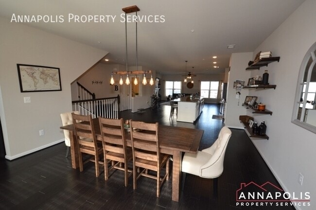 Building Photo - 533 Leftwich Ln