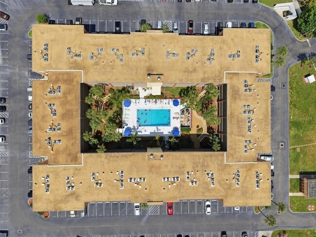 Building Photo - 12760 Indian Rocks Rd