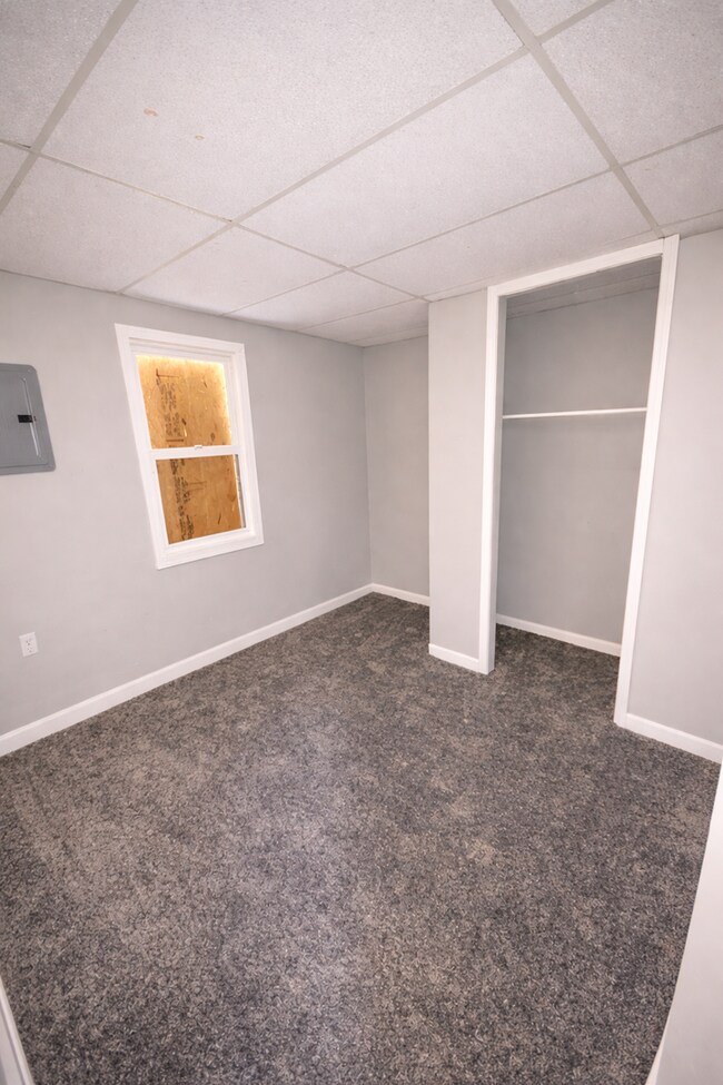 Building Photo - LIMITED TIME**1/2 OFF DEPOSIT**