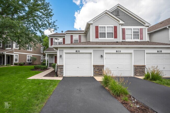 Building Photo - 831 Genesee Dr