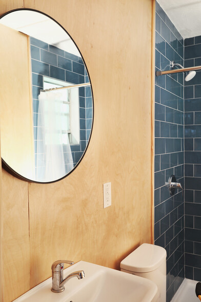 master bath - 3724 Warden Branch Ln