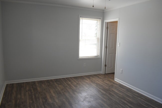 Building Photo - 1301 Kornegay Ave