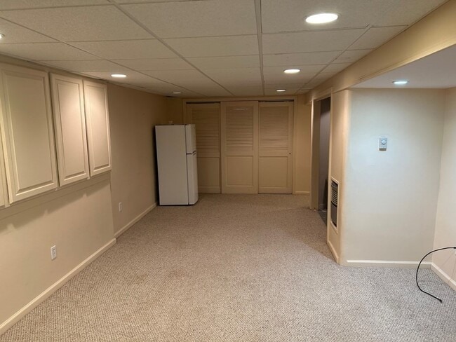 Building Photo - 14 Stony Brook Ln