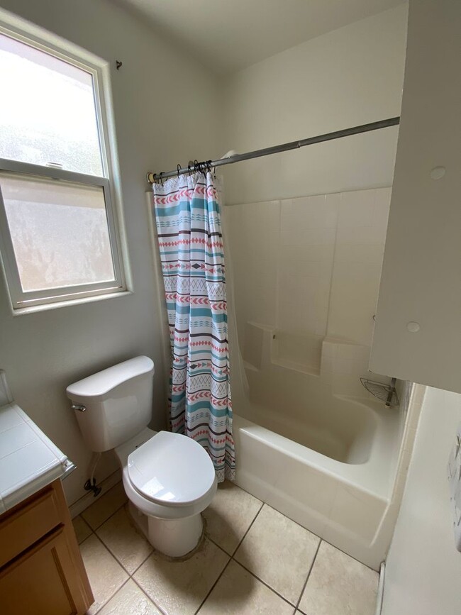 Building Photo - 1625 Belmont Ct