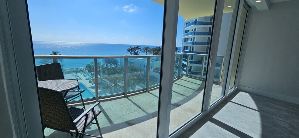 Building Photo - 2501 S Ocean Dr