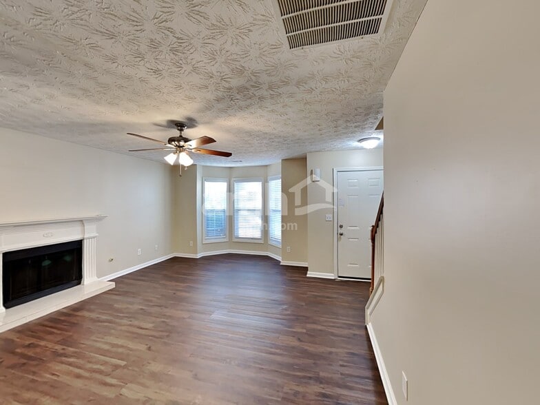 Building Photo - 2075 Patrick Mill Pl