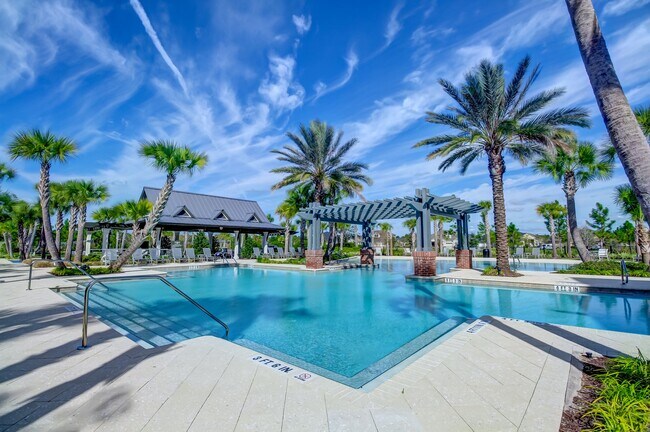 Building Photo - 579 Meadow Creek Dr