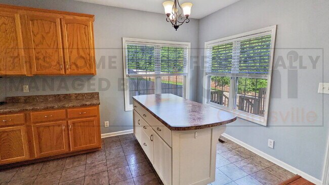 Building Photo - 3317 Sunny Slope Dr