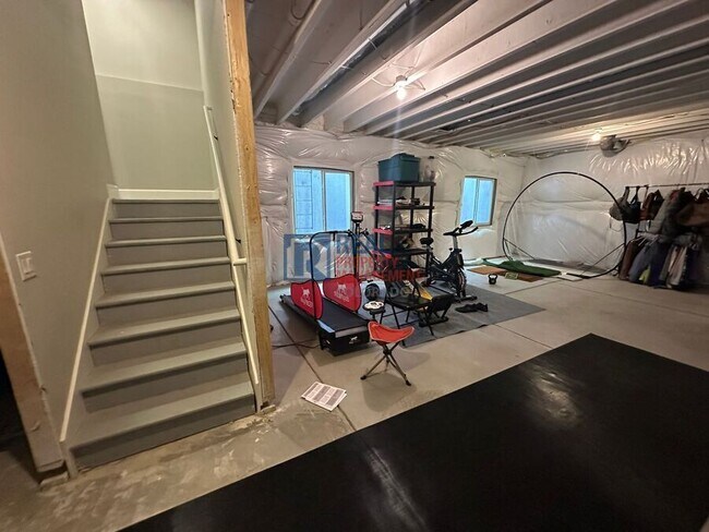 Building Photo - 1824 S De Gaulle Ct