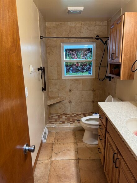 Building Photo - 2107 Tanglefoot Ln
