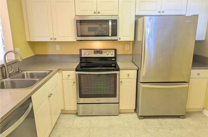 Building Photo - 15420 Bellamar Cir