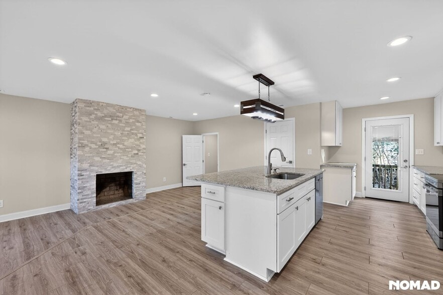 Building Photo - 119 Wilmot Dr