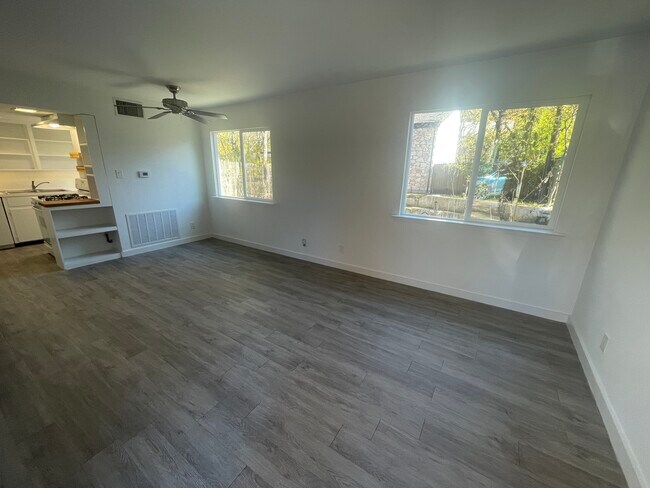 Building Photo - 1901 Glen Allen St