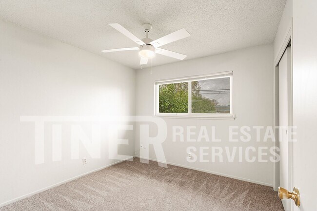 Building Photo - 10193 Crawford Way