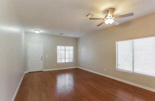 Building Photo - 46903 S 15th Dr