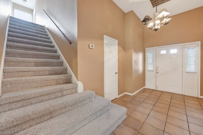 Building Photo - Bear Creek South