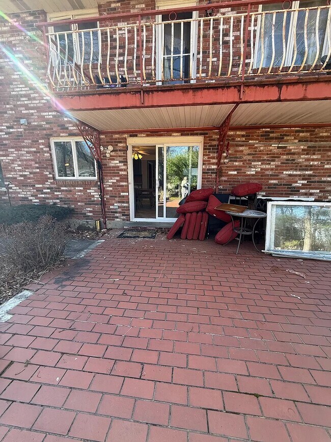 Building Photo - 46 Agrillo Cir