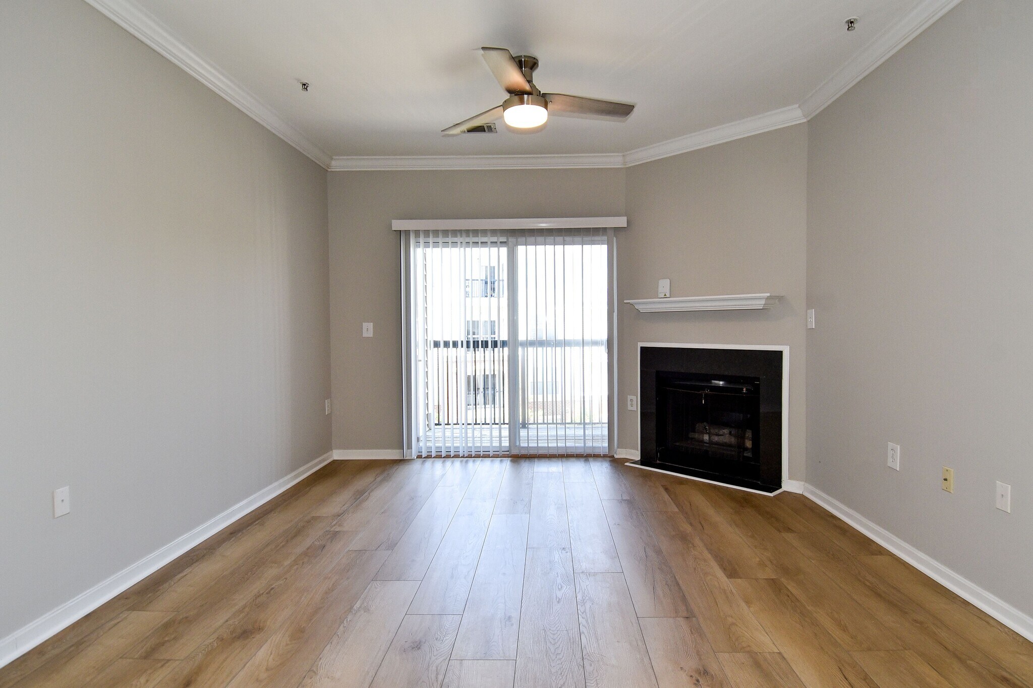 Building Photo - 11349 Aristotle Dr