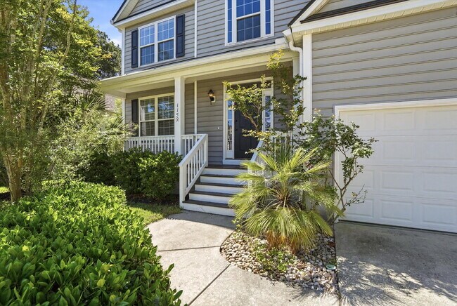 Building Photo - "Exquisite 4-Bed Sanctuary with Cozy Fireplace & Spacious 2,204 Square Foot Layout on Willoughby ...