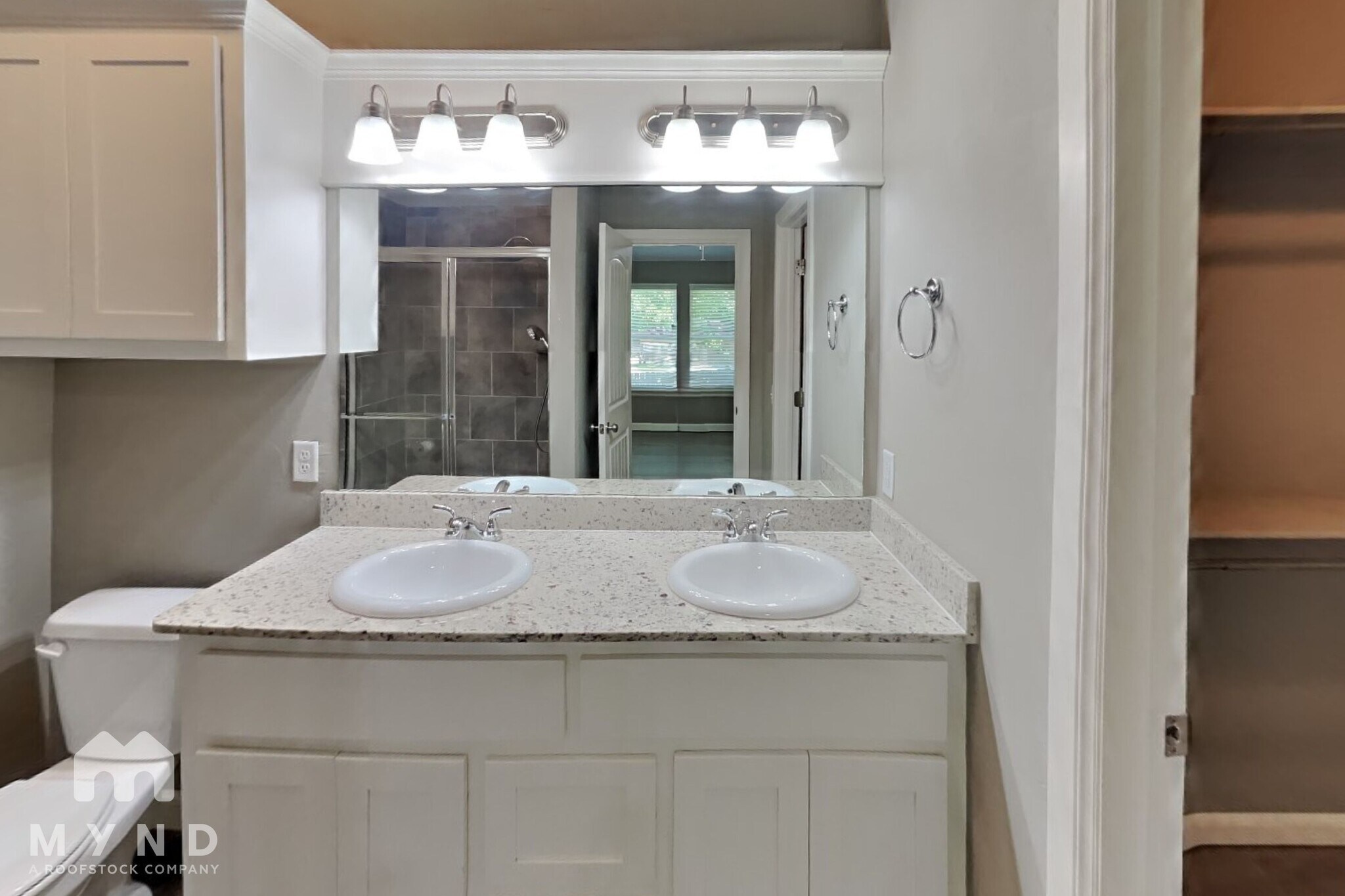 Building Photo - 1118 Merlin Dr