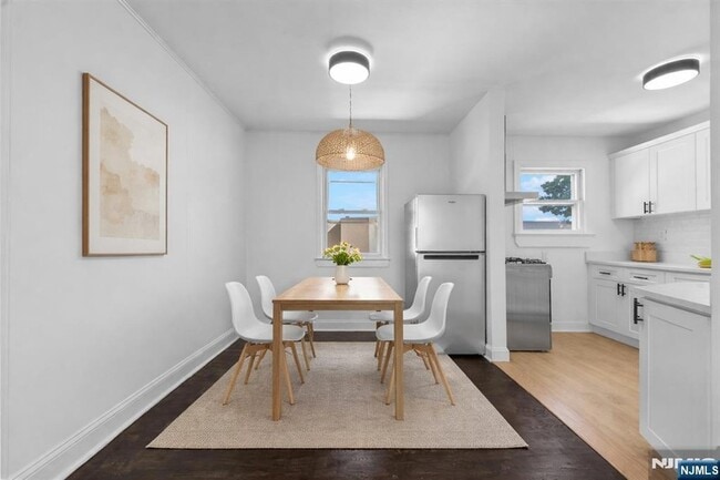 Building Photo - 514-518 Lafayette Avenue Unit