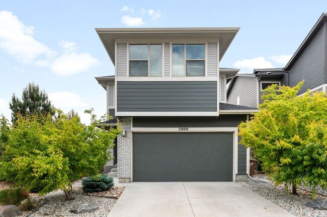 Building Photo - Spacious 5BD, 4.5BA Denver Home with Finis...