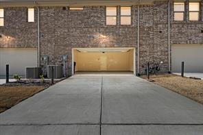 Building Photo - 7244 Sideoats Gama St