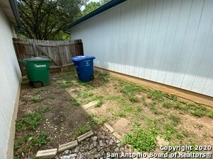 Building Photo - 7487 Bluestone Rd