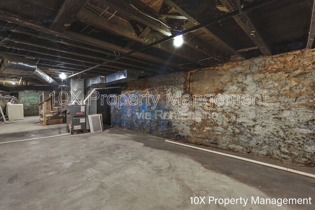 Building Photo - 851 Bellows Ave