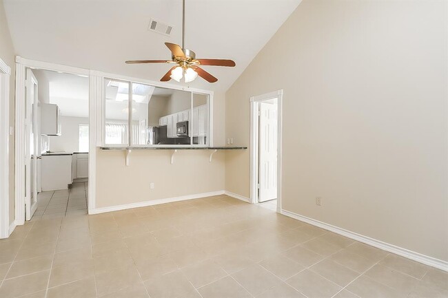 Building Photo - 2622 Eaglenest Ln