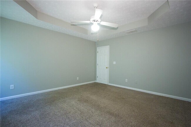 Building Photo - 350 Windermere Dr