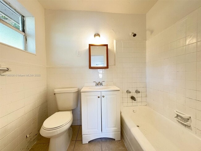 Building Photo - 3460 NW 5th St