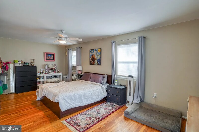 Building Photo - 102 Hopkins Ct