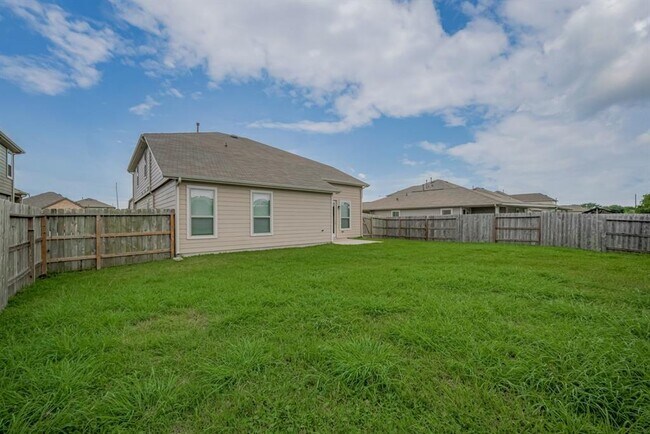 Building Photo - 5727 Texas Sage Dr