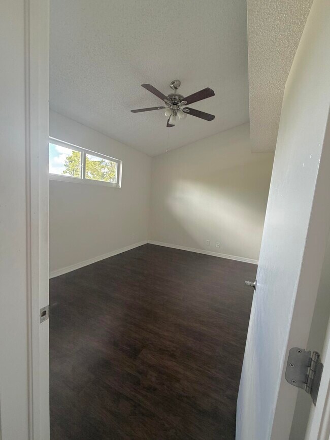 Building Photo - 13790 Bottlebrush Ct