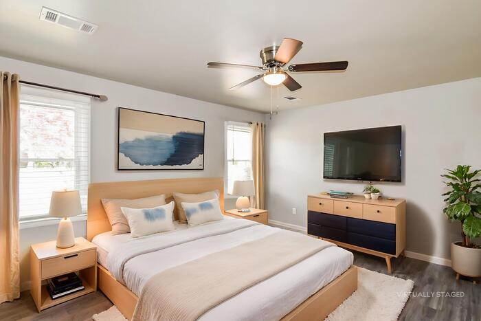 Building Photo - 740 Duval Dr