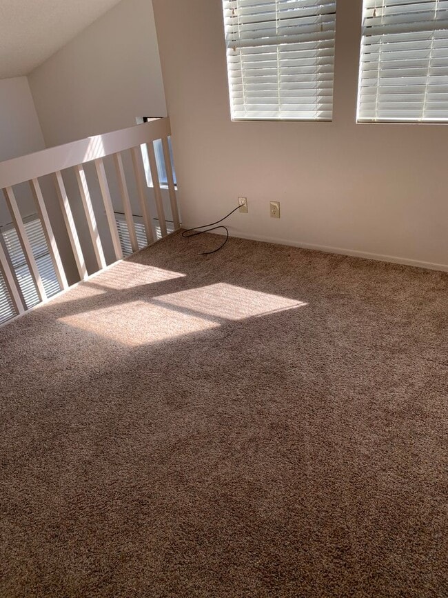 Building Photo - Beautiful Spring Meadows Home