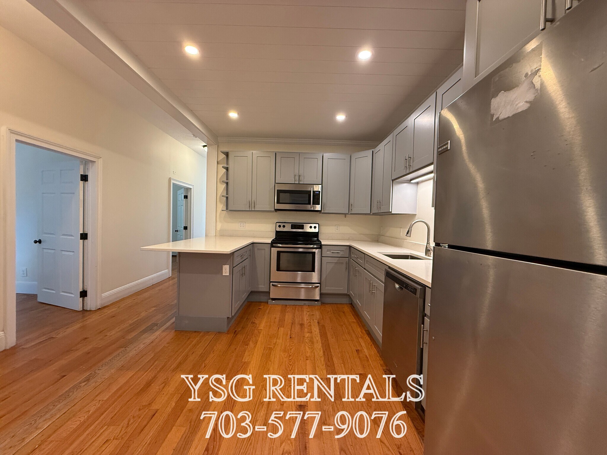 Building Photo - 17 Lambert Ave