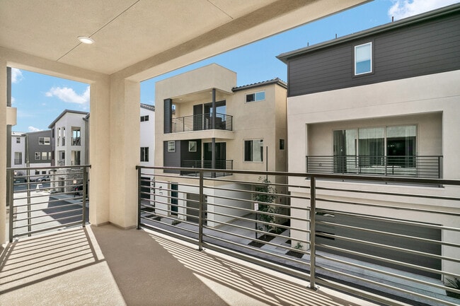 Building Photo - 590 Catalonia