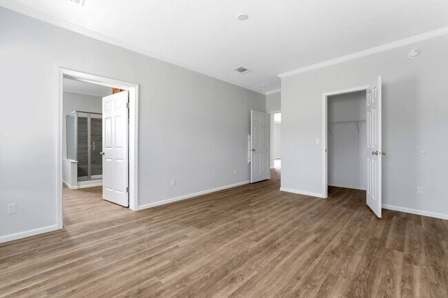 Building Photo - 3104 Walden Shores Blvd