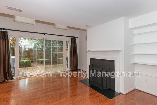 Building Photo - 13939 Preacher Chapman Pl