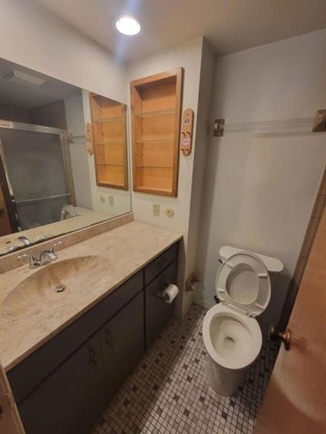 Building Photo - 6223 Allen St