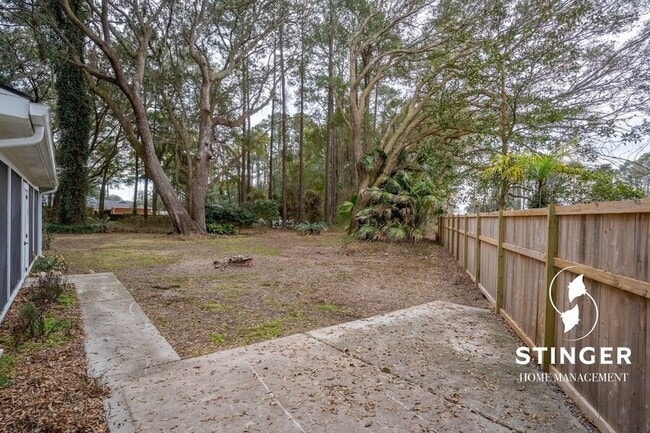 Building Photo - 38 Sundown Bend