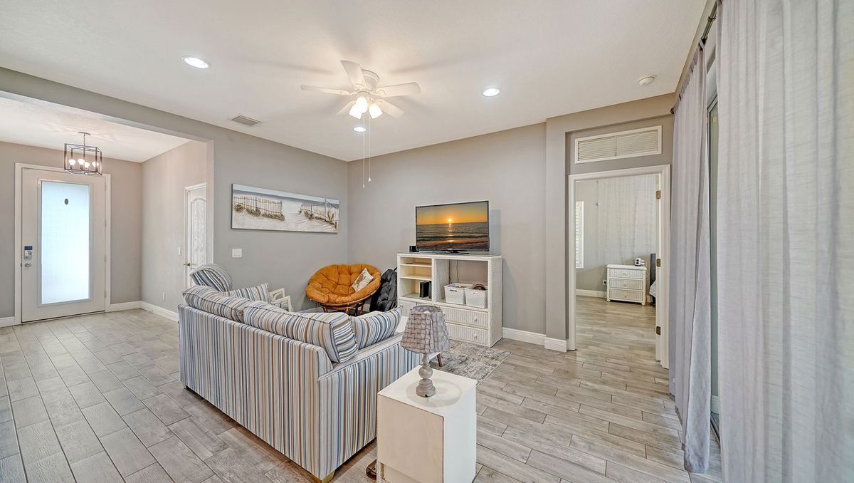 Building Photo - 11773 Forest Park Cir