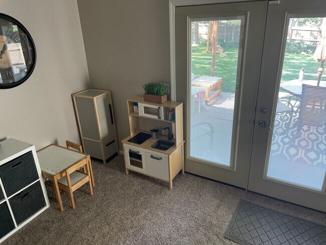 Building Photo - Beautifully Updated Pepperwood Three Bedroom!