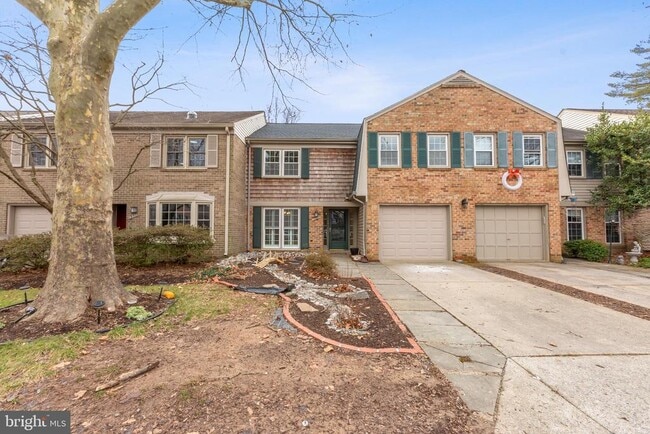 Building Photo - 19327 Frenchton Pl
