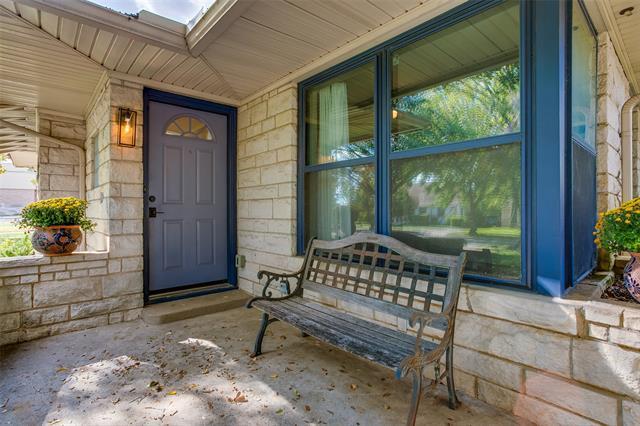 Building Photo - 2051 Marydale Rd