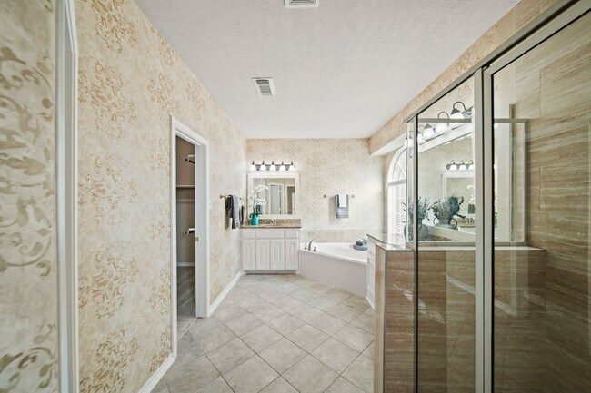 Building Photo - 1915 Stable Stone Ln