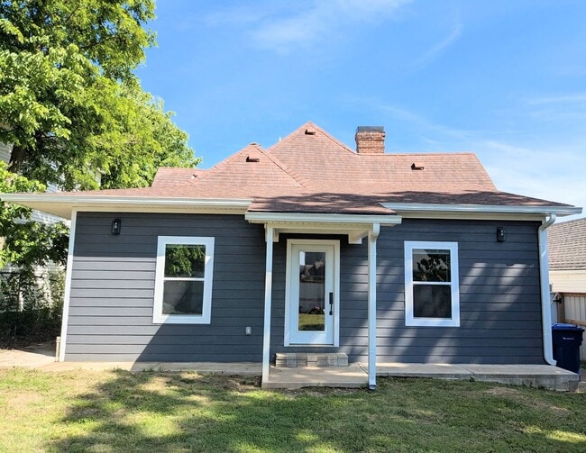 Building Photo - Stunning Newly-Renovated Historic Downtown...
